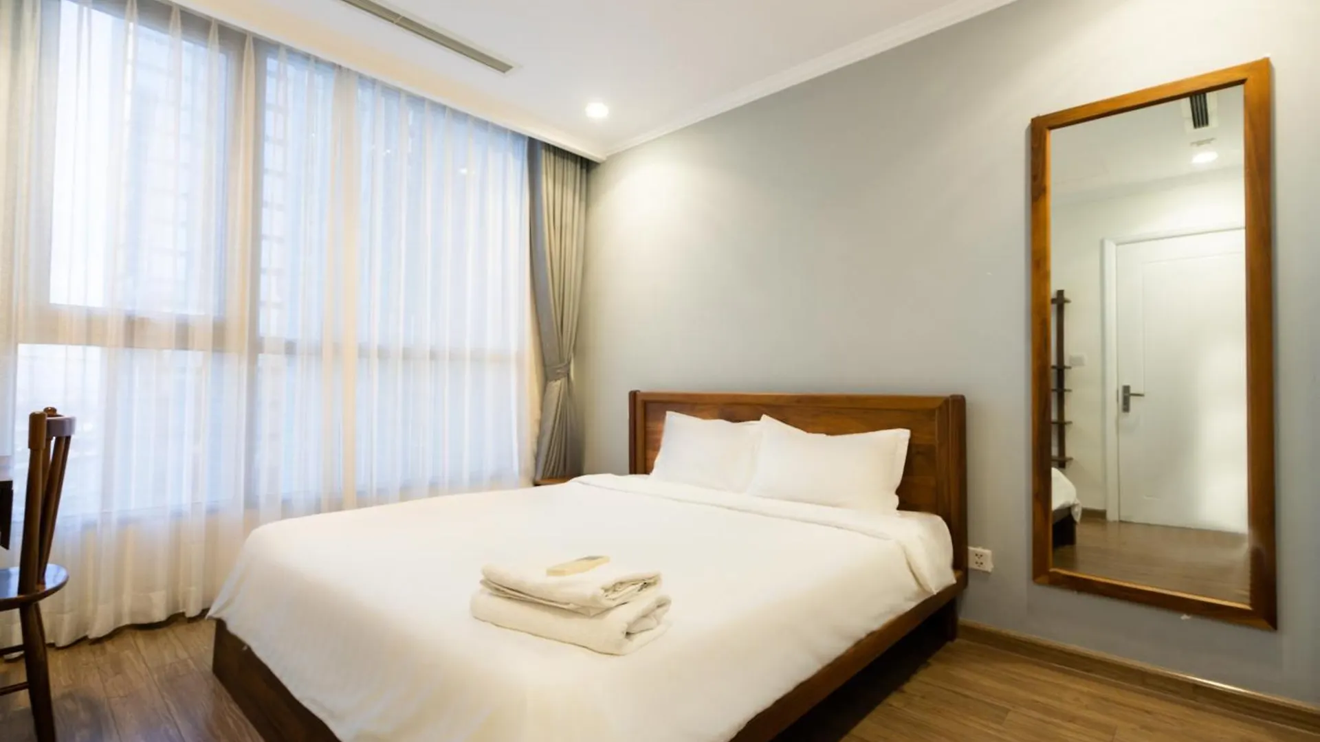 Vinhomes Central Park - Serviced Apartments Rental Ltd Ho Şi Min