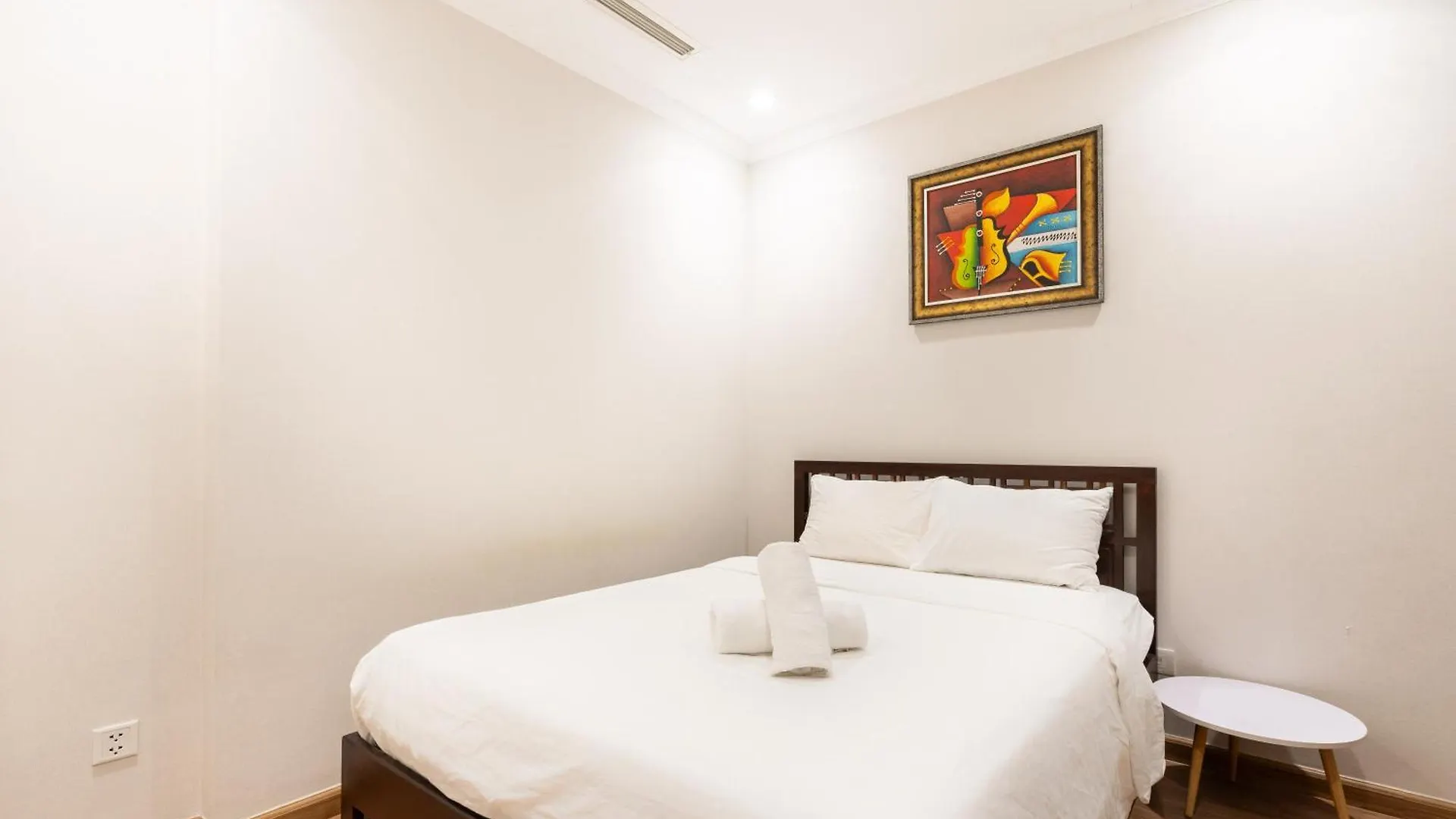 Vinhomes Central Park - Serviced Apartments Rental Ltd Ho Şi Min