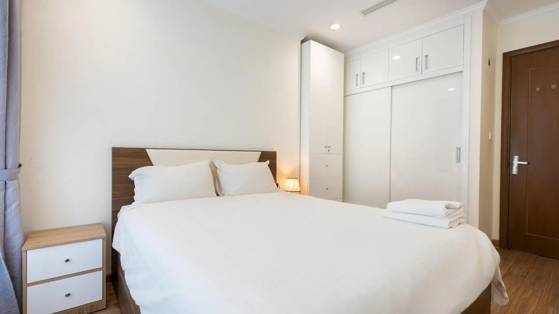 Vinhomes Central Park - Serviced Apartments Rental Ltd Ho Chi Minh City Vietnam
